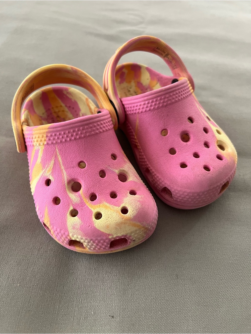 CROCS Kids Pink and Yellow Tie-Dye Clog Sandals
